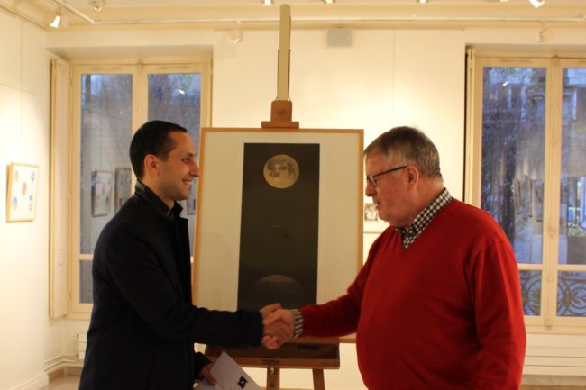 Remise du prix à Veliko Marinchevski