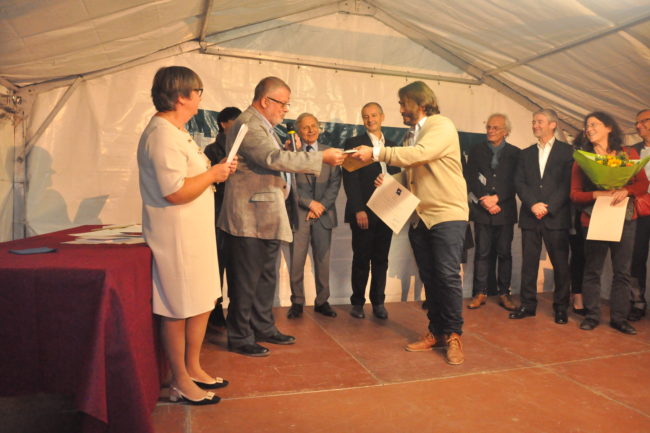 Remise du prix Jean Couy par Y.Dubreil président de l'association